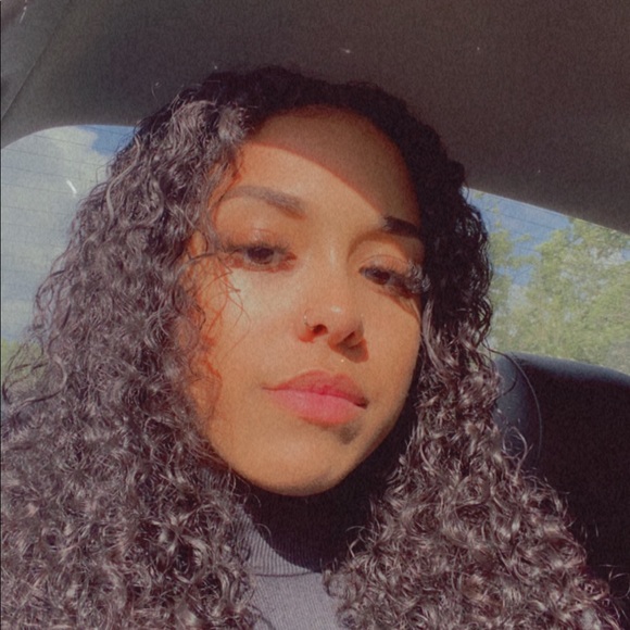 Meet your Posher, Jada - Picture 1 of 1